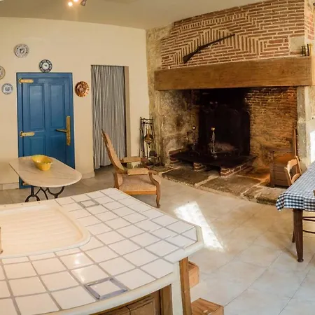 Maison Pierre Loti, Historique Et Spacieux En Vallee De La Dordogne Holiday home Bretenoux