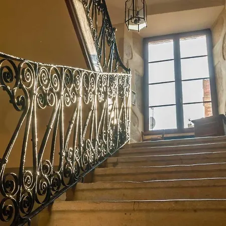 Feriehus Maison Pierre Loti, Historique Et Spacieux En Vallee De La Dordogne *