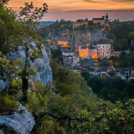 Maison Pierre Loti, Historique Et Spacieux En Vallee De La Dordogne 度假居 *